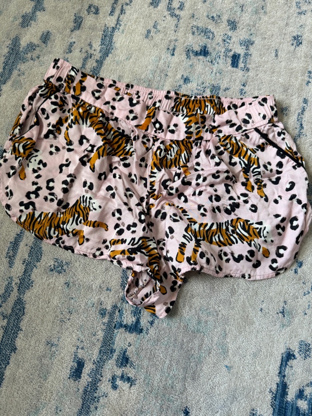 Anthropologie Silky Printed Pajama Shorts XS - Picture 2 of 6